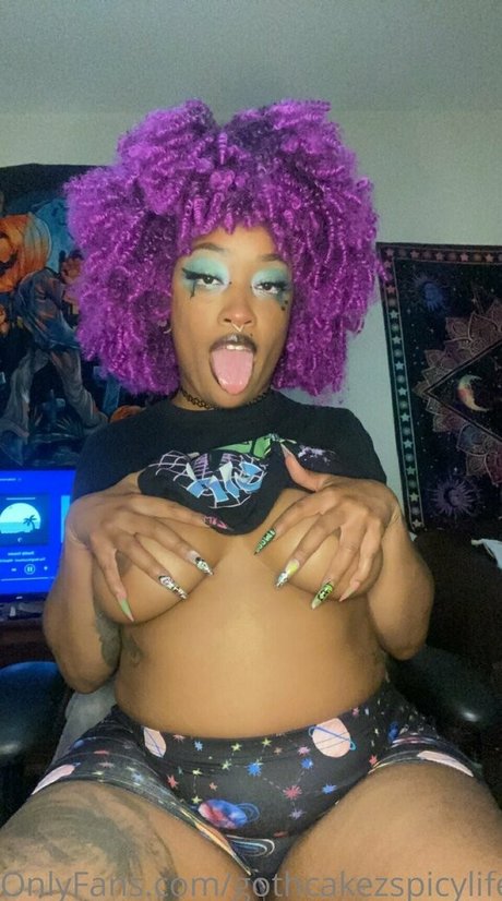 Gothcakezspicylife