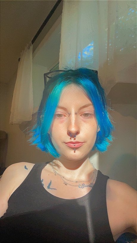 Nacktes geleaktes OnlyFans-Foto von Naomi 