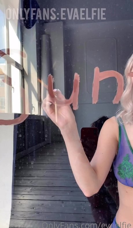 Evaelfie