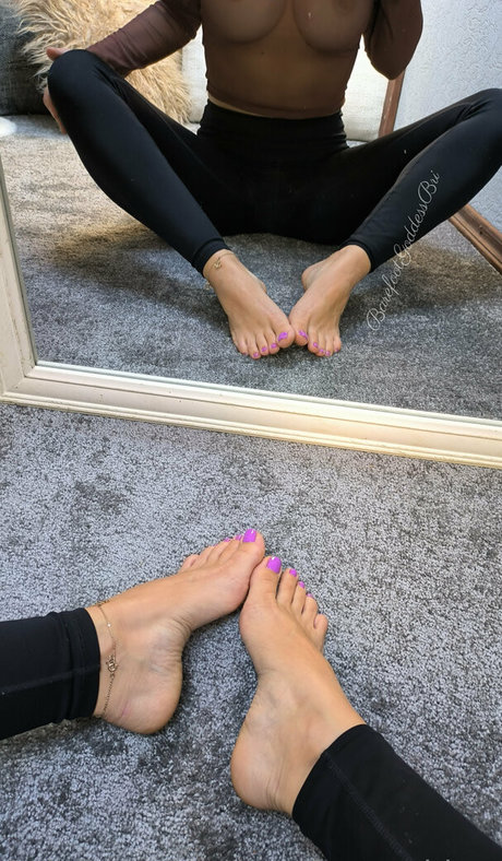 Barefootgoddessbri