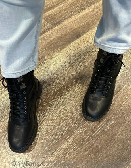 Fingerstoessolesfree