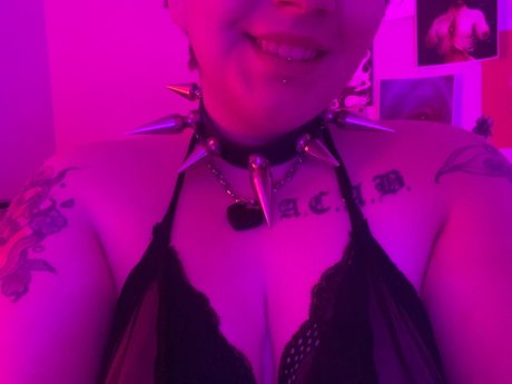 Nacktes geleaktes OnlyFans-Foto von Havoc