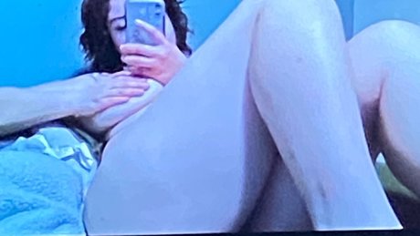 Nacktes geleaktes OnlyFans-Foto von Chris