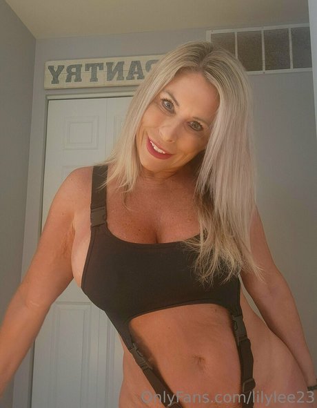 Lilylee23