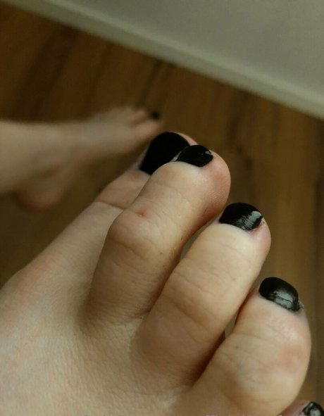 Officialfeetforfun