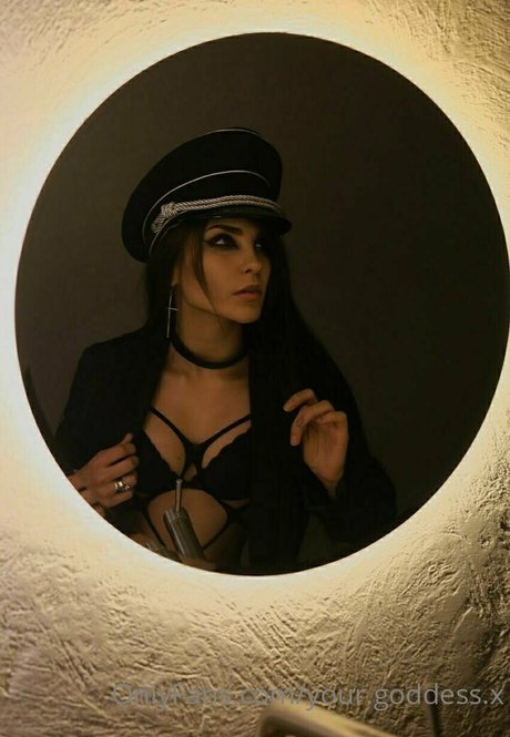 Yourgoddessx