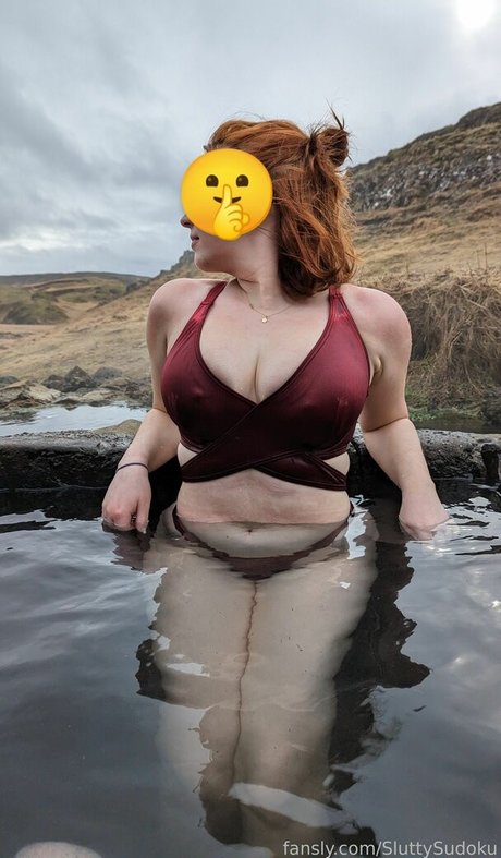 Nacktes geleaktes OnlyFans-Foto von Sluttysudoku