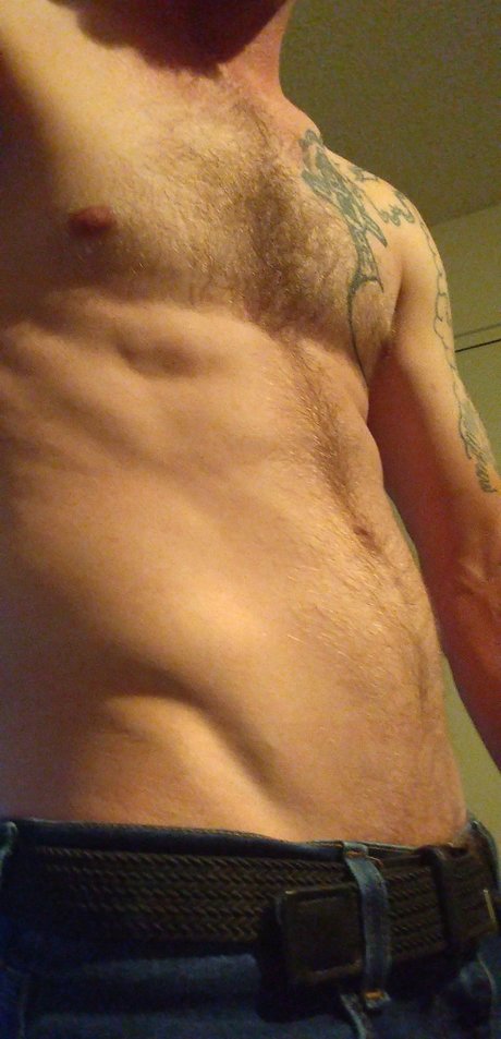 Nacktes geleaktes OnlyFans-Foto von Xxxbadbradleyxxx