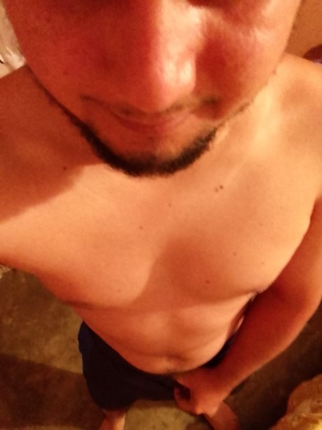 Nacktes geleaktes OnlyFans-Foto von Yorelell