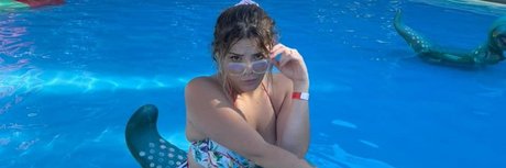 Nacktes geleaktes OnlyFans-Foto von Lucyestrelladelamancer