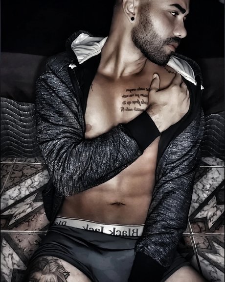 Nacktes geleaktes OnlyFans-Foto von Lorhan Silva