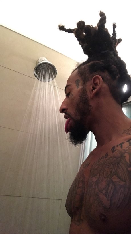 Romello Champagne Carter