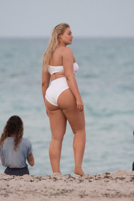 Iskra Lawrence