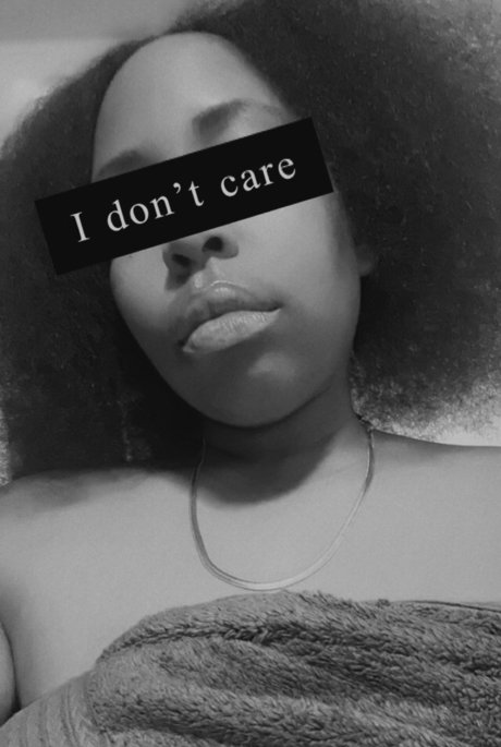 Nacktes geleaktes OnlyFans-Foto von Reddbone