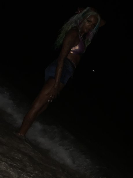 Nacktes geleaktes OnlyFans-Foto von Treazure