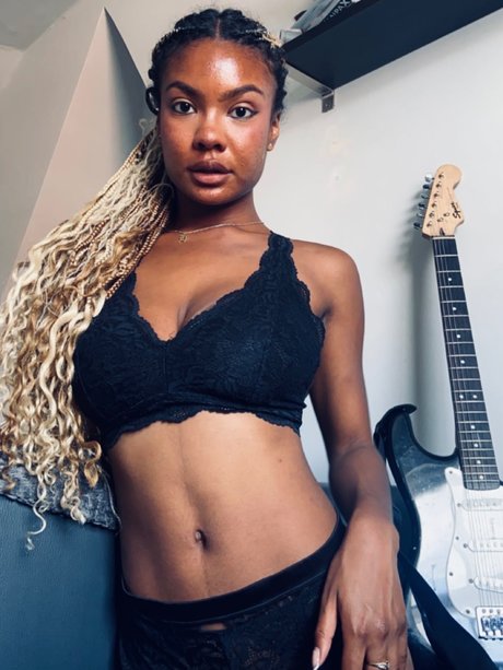 Nacktes geleaktes OnlyFans-Foto von  