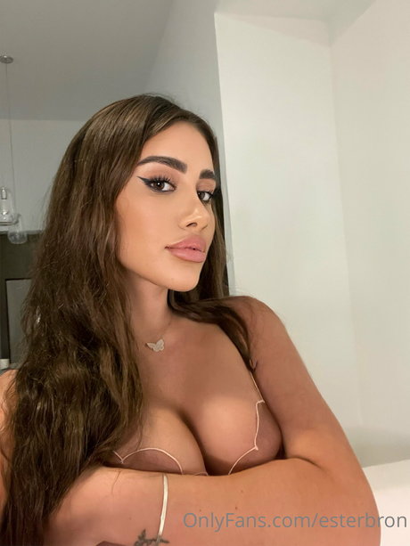 Nacktes geleaktes OnlyFans-Foto von Esterbron