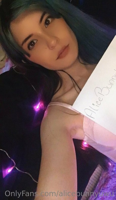 Alicebunnyuwu