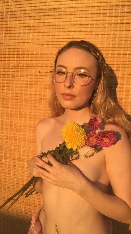 Nacktes geleaktes OnlyFans-Foto von Gin Peaks