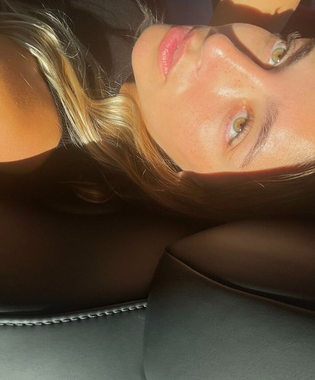 Nacktes geleaktes OnlyFans-Foto von Morena Bradas