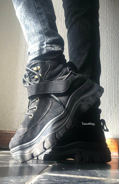 Toeswithkay2
