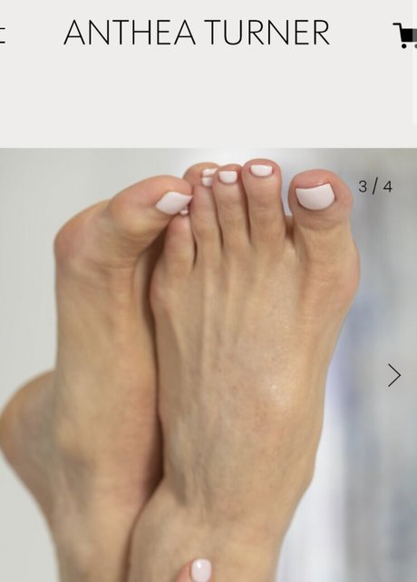 Nacktes geleaktes OnlyFans-Foto von Anthea Turner