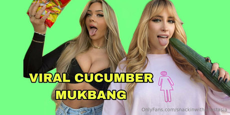 Snackinwithanastasia