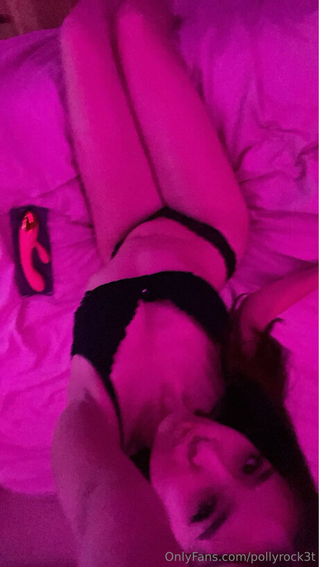 Nacktes geleaktes OnlyFans-Foto von Pollyrock3t