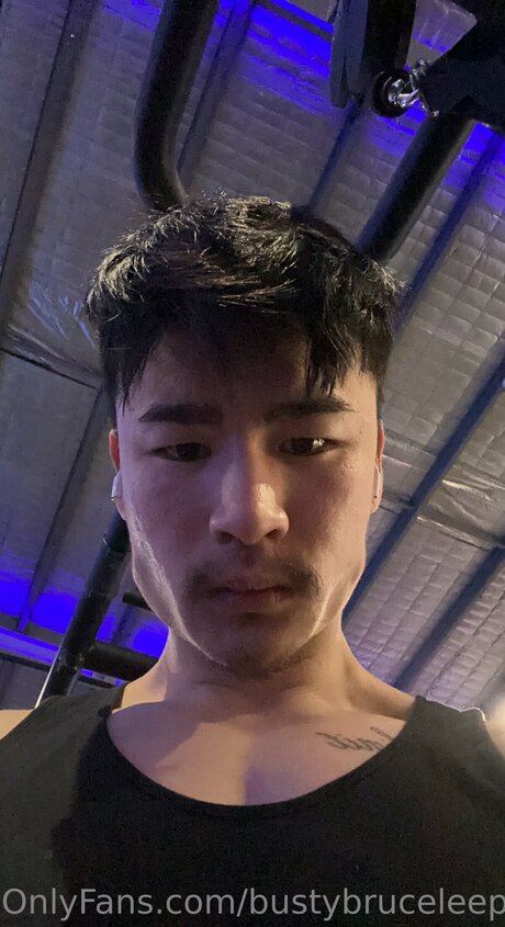 Bustybruceleepreviews