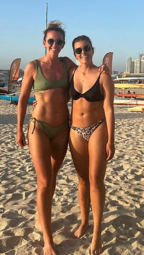 Alex Hartley Cricket