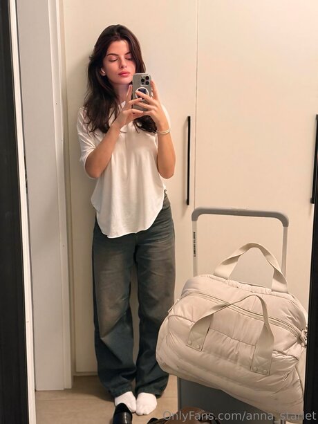 Anna Starlet