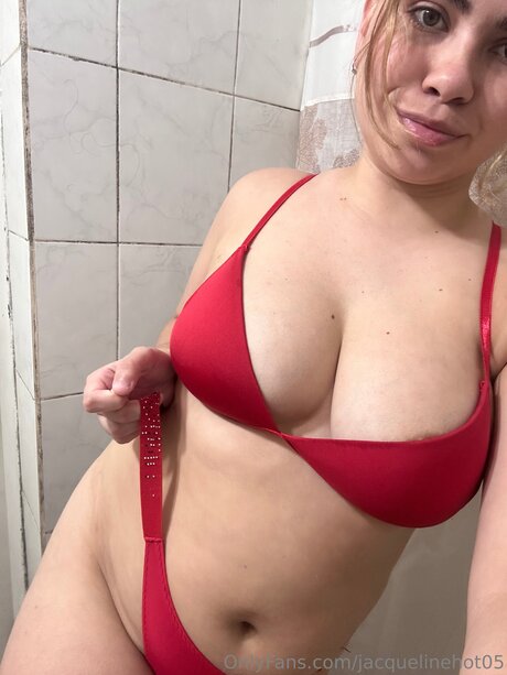 Jacquelinehot05