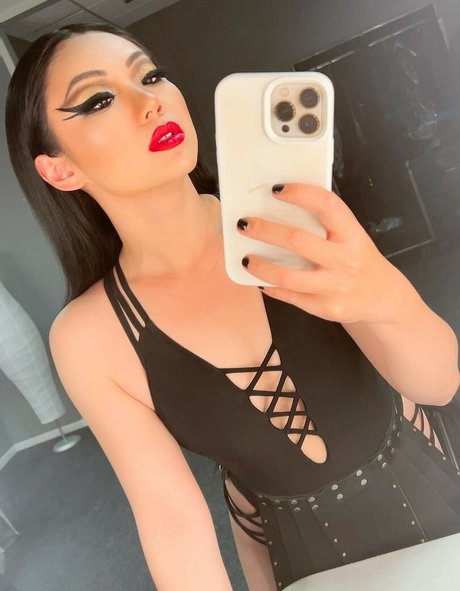 Tina Guo
