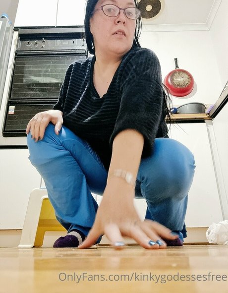 Kinkygodessesfree