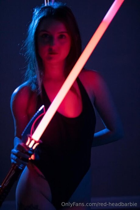 Red Headbarbie