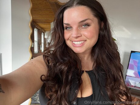 Sshortnssweet