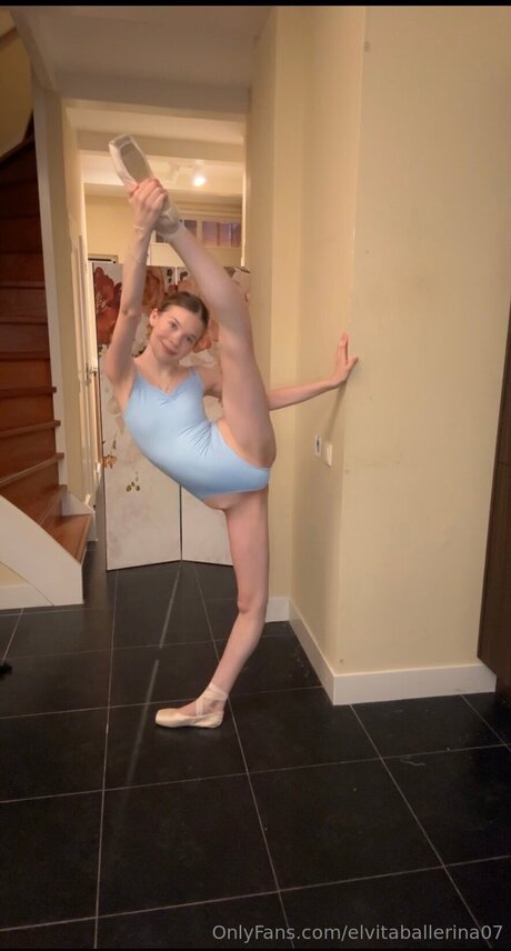 Elvitaballerina07