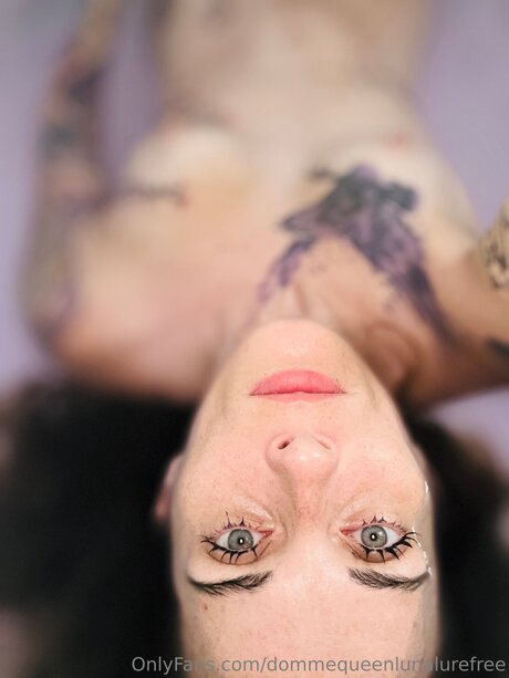 Dommequeenlunalurefree