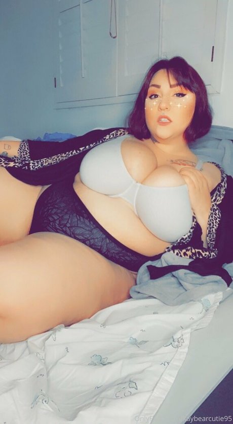 Kaybearcutie95