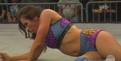 Mickie James