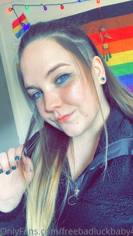 Freebadluckbaby420