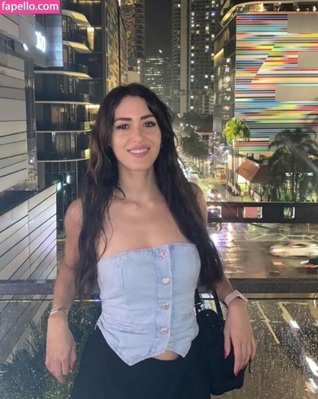 Maricel Freire Hotwife