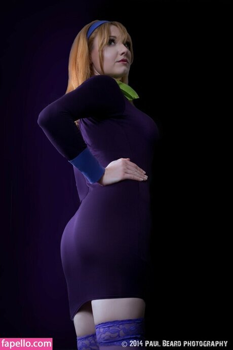 Velma  Daphne Cosplay