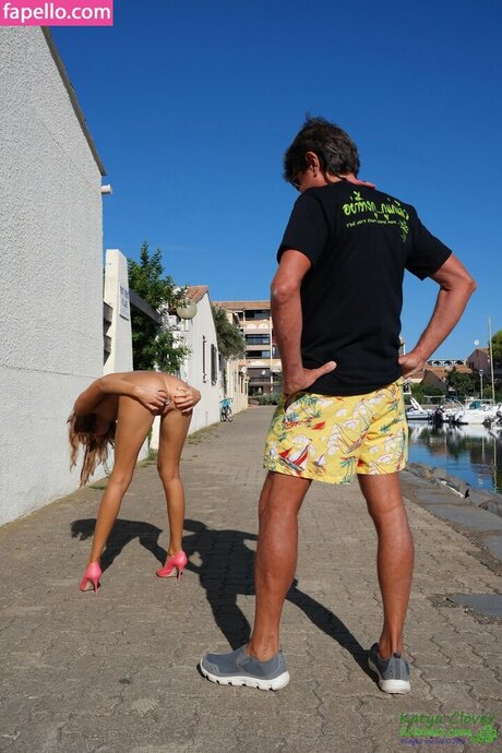 Beautiful Girls Groped