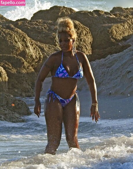 Mary J Blige