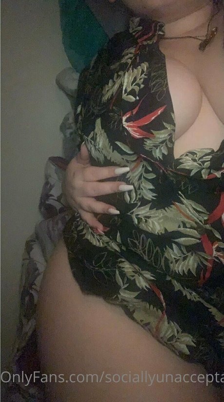 Sociallyunacceptablexx