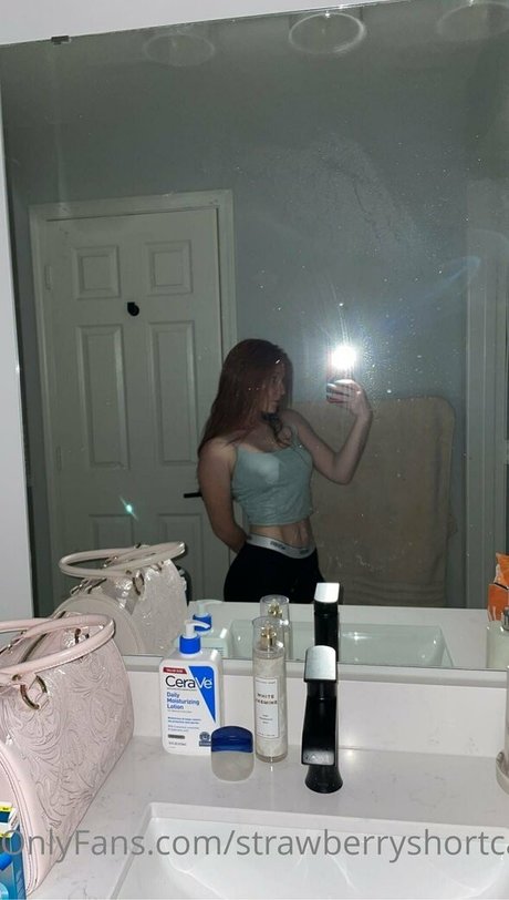 Strawberryshortcakes420