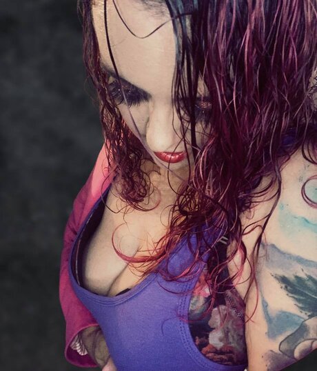  Lizzie Moore  Ppv Page 