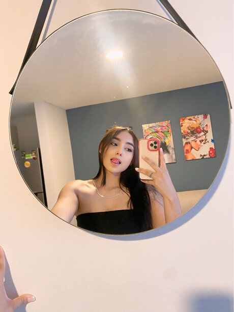 Nacktes geleaktes OnlyFans-Foto von Mariale Hernandez