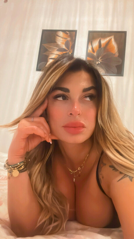 Nacktes geleaktes OnlyFans-Foto von Nandinha 